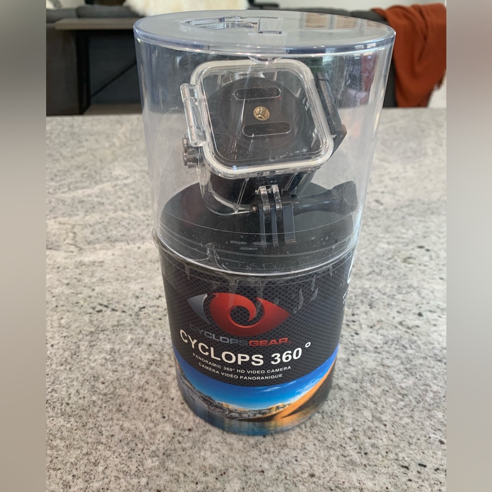 Cyclops 360 mountable video camera